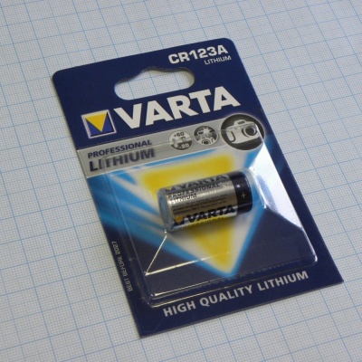 Батарея CR123A    Varta
